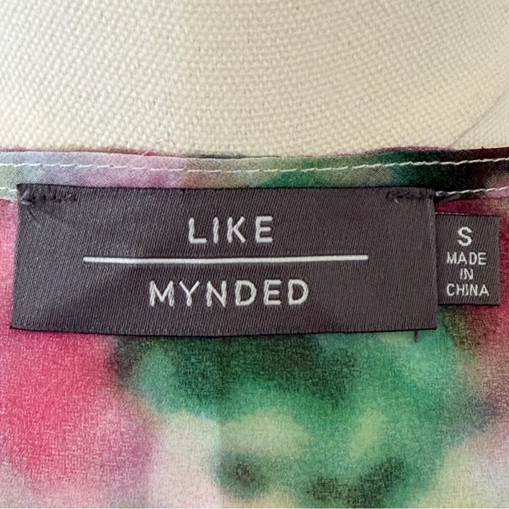 Like Mynded Elegant Floral Watercolor Swim Coverup - Picture 16 of 16